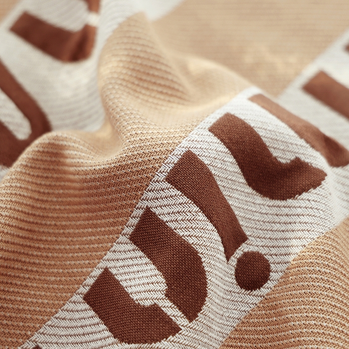 91家纺网 家纺一手货源 找家纺 朴尔毛巾被2024年新品全棉细纱编织纹AB版透气枕巾 字母世界52*78cm