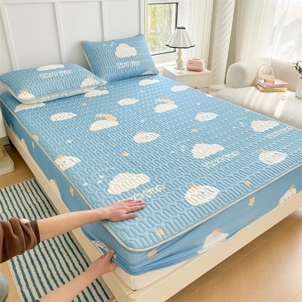 91家纺网 家纺一手货源 找家纺 （总）湘之帛 2024直播新款加厚印花凉感丝乳胶凉席床笠款三件套