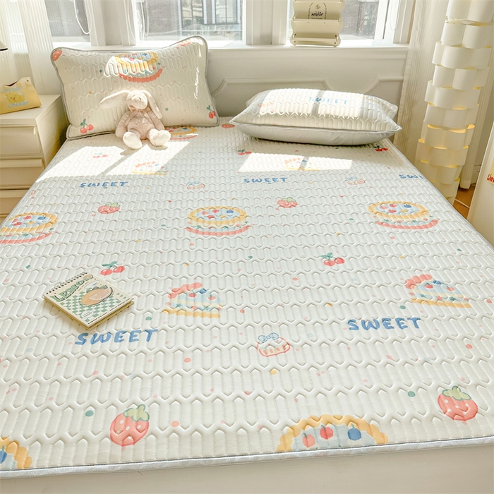 91家纺网 家纺一手货源 找家纺 慕尚家纺 2025新款凉感丝印花乳胶凉席 可口蛋糕