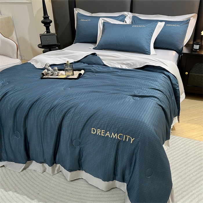 91家纺网 家纺一手货源 找家纺 古吉梦 2024新款水洗真丝提花夏被--迪梦 星空蓝+山灰