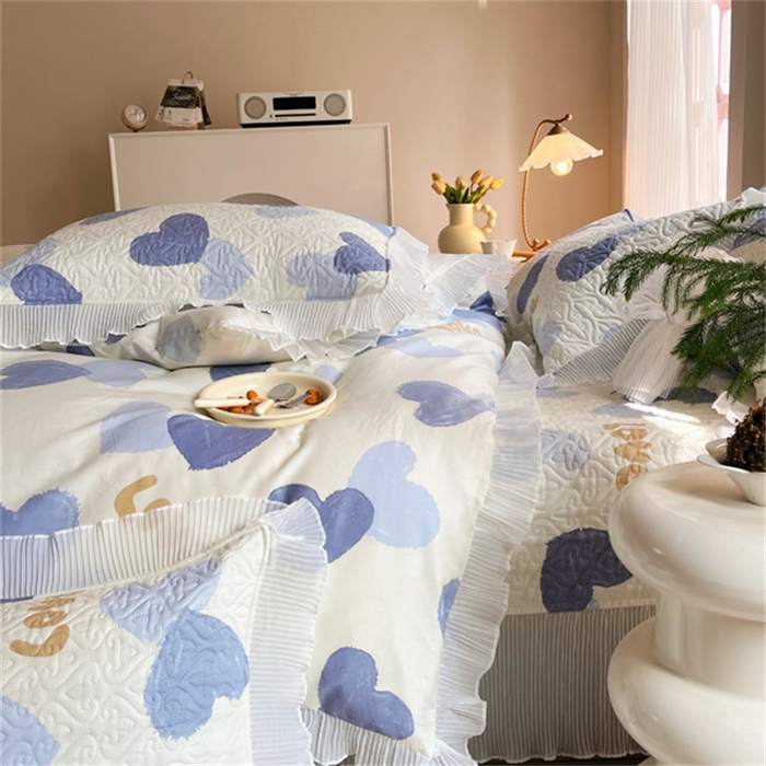 91家纺网 家纺一手货源 找家纺 添越 2024小清新韩版蕾丝花边纯棉夹棉床盖三件套全棉-怦然心动-蓝