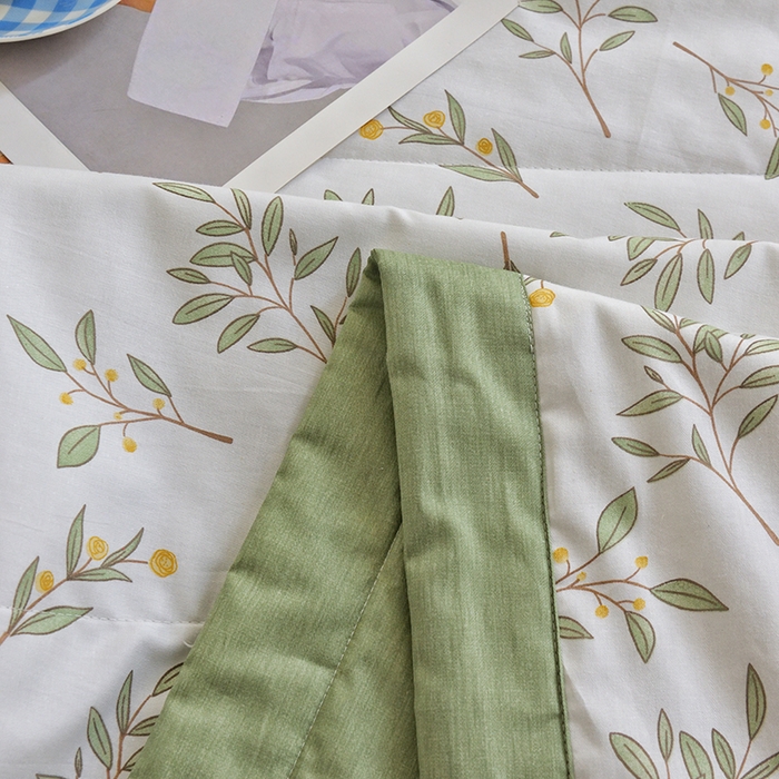 91家纺网 家纺一手货源 找家纺 德芙 2024新款全棉小碎花夏被被子被芯 琪花玉树