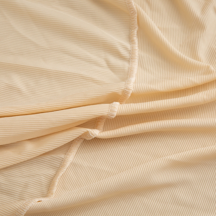 91家纺网 家纺一手货源 找家纺 兴妮雅家纺 2024新款凉感丝沙发套 凉感丝米色