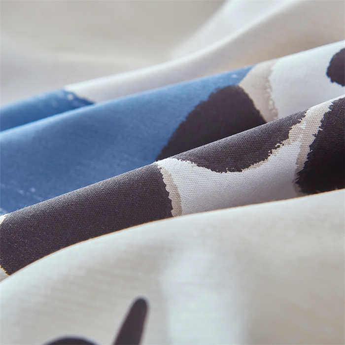 91家纺网 家纺一手货源 找家纺 佑佳家纺 2024新款磨毛印花植物羊绒单被套-可爱熊猫-蓝