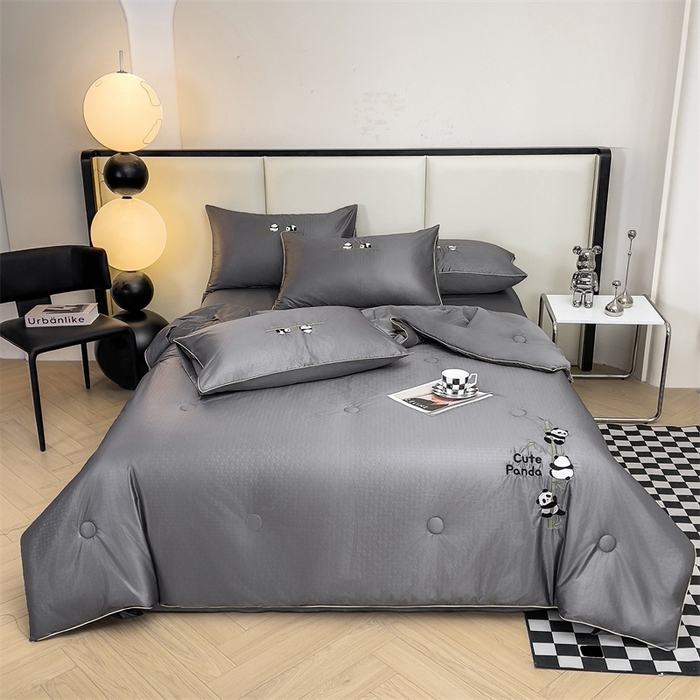 91家纺网 家纺一手货源 找家纺 古吉梦 2024新款水洗真丝提花夏被-熊猫 高级灰