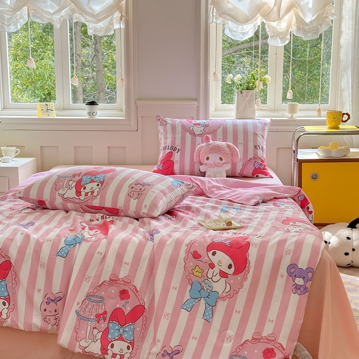 91家纺网 家纺一手货源 找家纺 梵克保罗 2024新款三丽欧卡通印花夏被系列 条纹美乐蒂