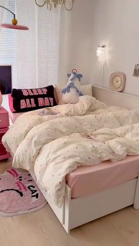 91家纺网 家纺一手货源 找家纺 昔可家纺 2024新款创意枕套全棉波点印花四件套 草莓拿铁