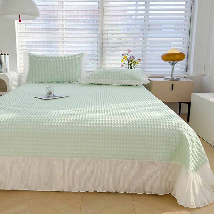 91家纺网 家纺一手货源 找家纺 冬然家纺 2024新款素色花边系列冰豆豆凉席  抹茶绿