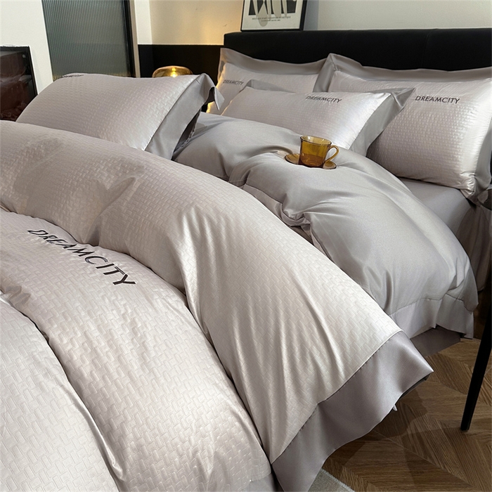 91家纺网 家纺一手货源 找家纺 古吉梦 2024新款水洗真丝提花四件套--迪梦  山灰+中灰