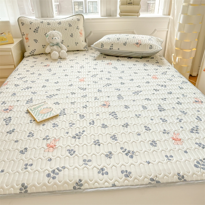 91家纺网 家纺一手货源 找家纺 慕尚家纺 2025新款凉感丝印花乳胶凉席 兔稚