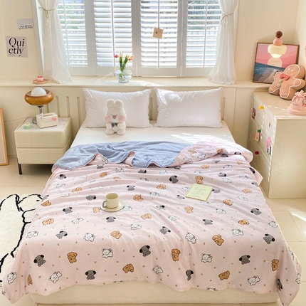 91家纺网 家纺一手货源 找家纺 梵克保罗  2024新款水洗棉印花大豆夏被 萌汪