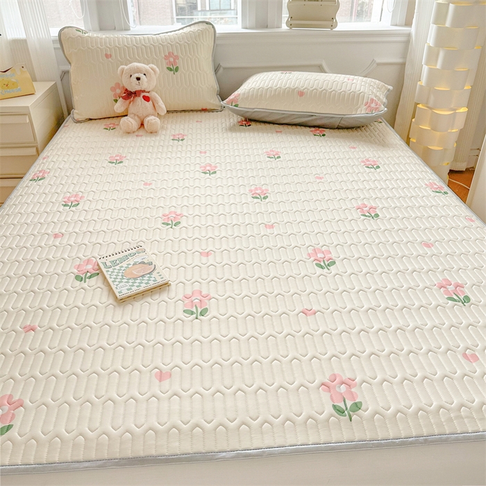 91家纺网 家纺一手货源 找家纺 慕尚家纺 2025新款凉感丝印花乳胶凉席 花儿朵朵