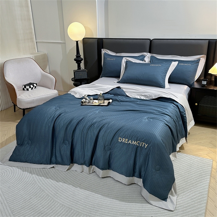 91家纺网 家纺一手货源 找家纺 古吉梦 2024新款水洗真丝提花夏被--迪梦 星空蓝+山灰