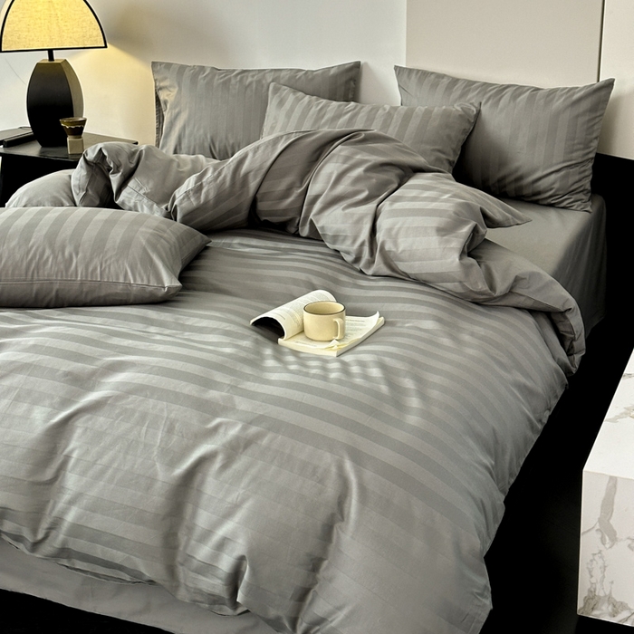 91家纺网 家纺一手货源 找家纺 蓝邻家纺 2024新款全棉60s贡缎提花轻奢四件套-风格二 杰西-灰