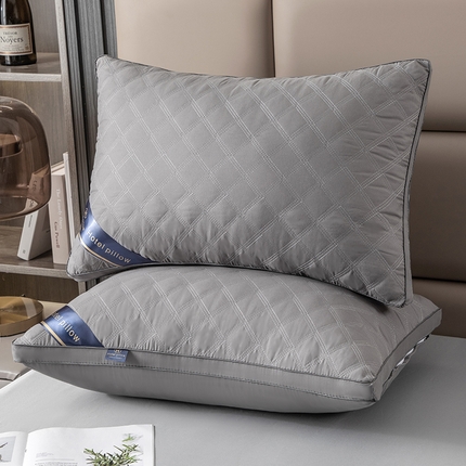 91家纺网 家纺一手货源 找家纺 枕之坊 2025新款三线格枕 灰色