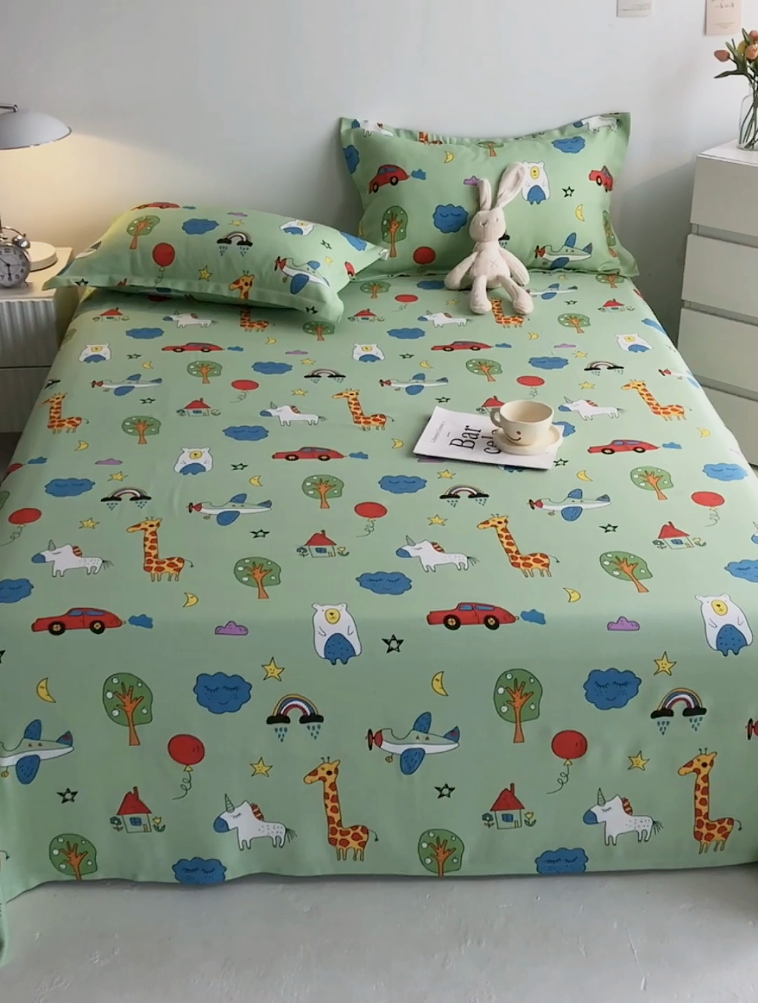 91家纺网 家纺一手货源 找家纺 金泰莱 2025新款印花竹纤维凉席三件套软凉席竹席盖毯子 动物派对