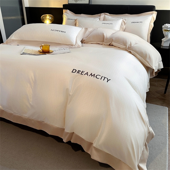 91家纺网 家纺一手货源 找家纺 古吉梦 2024新款水洗真丝提花四件套--迪梦  奶昔白+奶茶