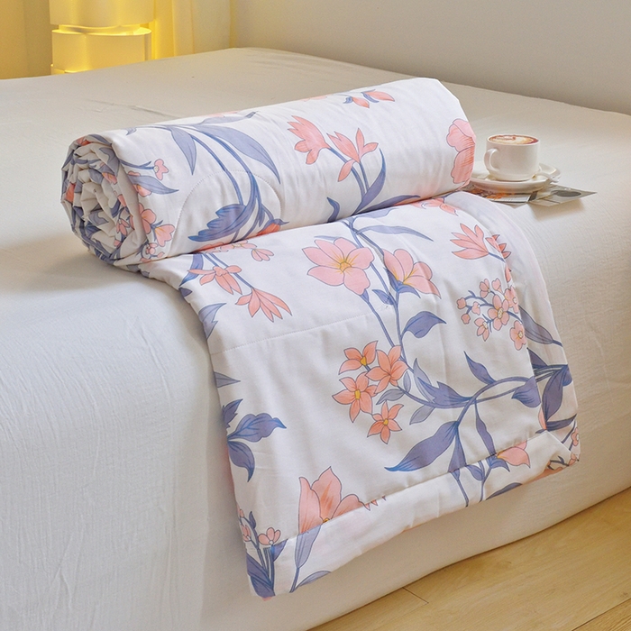 91家纺网 家纺一手货源 找家纺 德芙 2024新款全棉小碎花夏被被子被芯 杏雨梨花