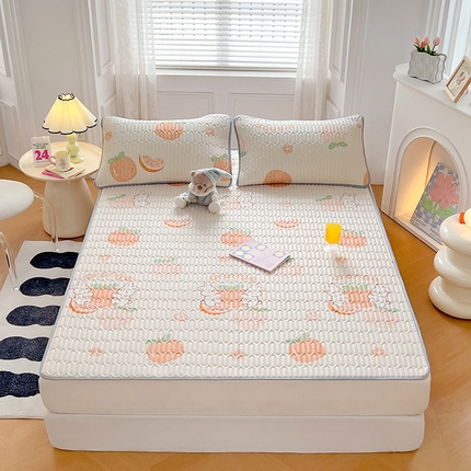 91家纺网 家纺一手货源 找家纺 福来临 2025新款印花凉感丝含胶凉席夏被三件套四件套 含胶凉席-橙子兔