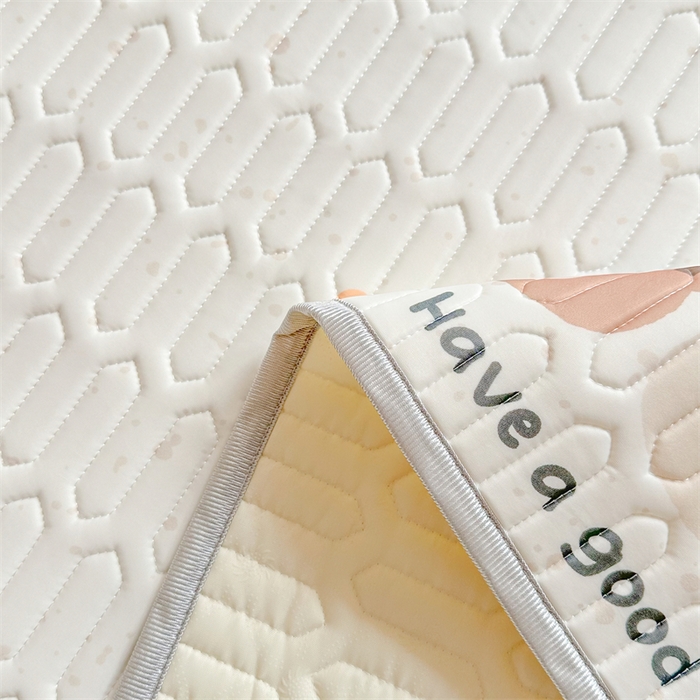 91家纺网 家纺一手货源 找家纺 慕尚家纺 2025新款凉感丝印花乳胶凉席 乐园伙伴