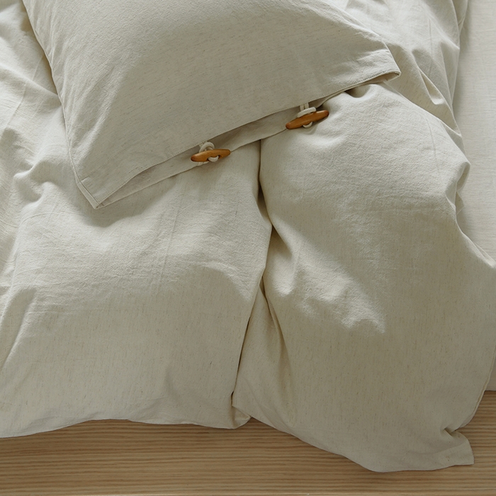 91家纺网 家纺一手货源 找家纺 山舍家居 2024 新款全棉棉麻纯色纽扣四件套 麻本色