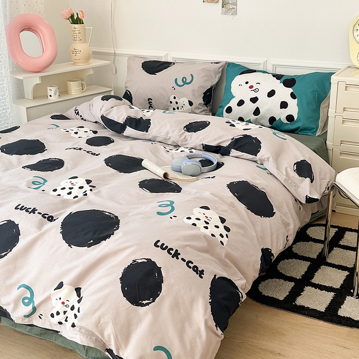 91家纺网 家纺一手货源 找家纺 昔可家纺 2024新款创意枕套全棉波点印花四件套 波点好运猫