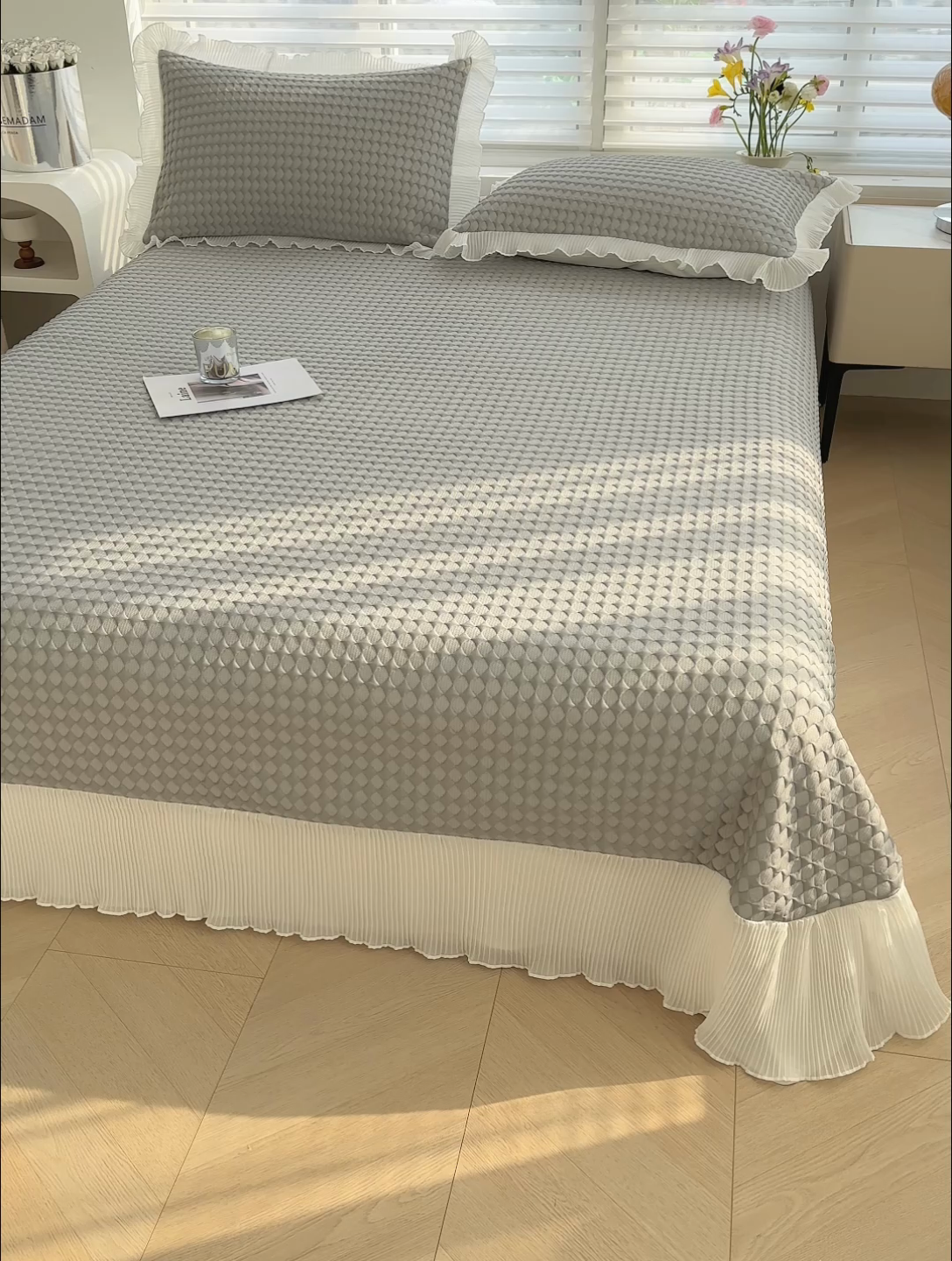 91家纺网 家纺一手货源 找家纺 （总）冬然家纺 2024新款素色花边系列冰豆豆凉席 