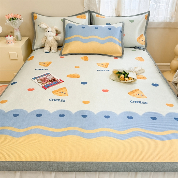 91家纺网 家纺一手货源 找家纺 懒猫家纺 2024新款600D数码印花冰藤凉席-床单款 爱心奶酪