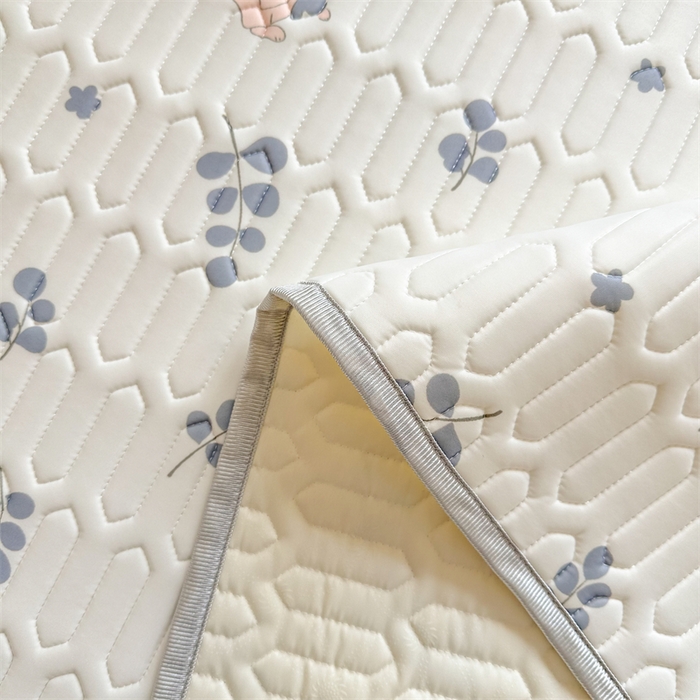 91家纺网 家纺一手货源 找家纺 慕尚家纺 2025新款凉感丝印花乳胶凉席 兔稚