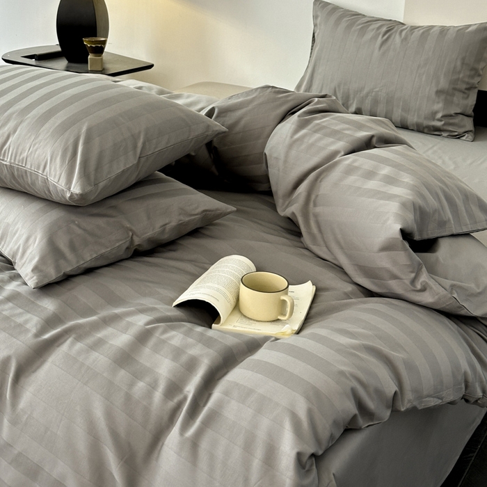 91家纺网 家纺一手货源 找家纺 蓝邻家纺 2024新款全棉60s贡缎提花轻奢四件套-风格二 杰西-灰