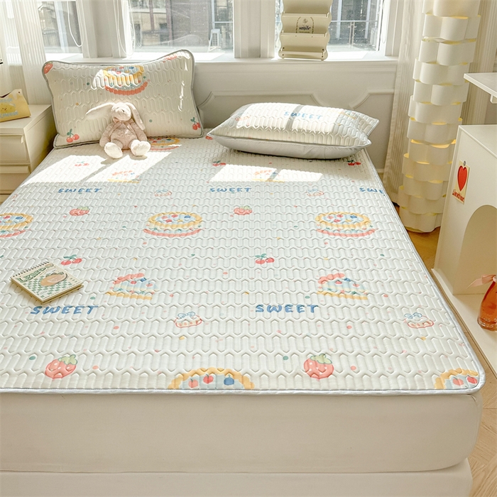 91家纺网 家纺一手货源 找家纺 慕尚家纺 2025新款凉感丝印花乳胶凉席 可口蛋糕