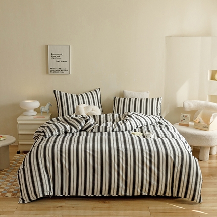 网客家纺 2024新款全棉条纹印花四件套 瞩目