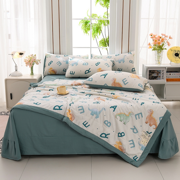 91家纺网 家纺一手货源 找家纺  盈超2024新款A类有氧提花泡泡纱床裙夏被四件套 字母恐龙