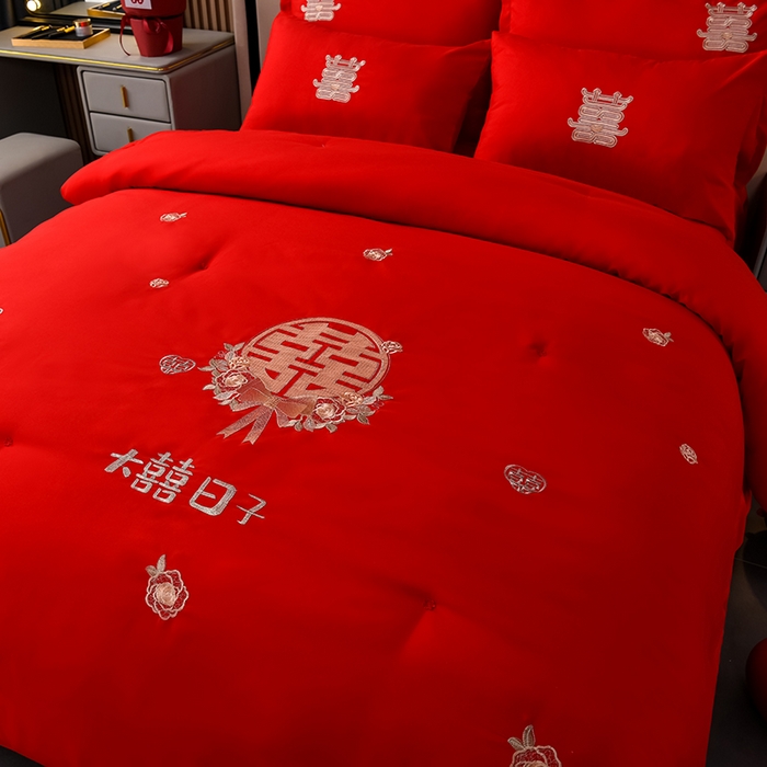 91家纺网 家纺一手货源 找家纺 （总）美伦美 2024新款全棉婚庆刺绣手工订花被芯冬被春秋冬被夏被 《专版》