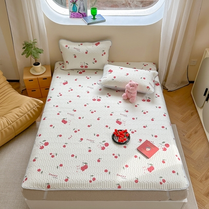 91家纺网 家纺一手货源 找家纺 慕尚家纺 2025新款凉感丝印花乳胶凉席 樱桃小兔