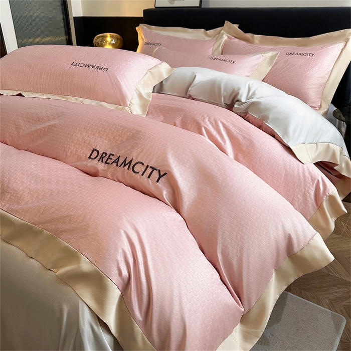 91家纺网 家纺一手货源 找家纺 古吉梦 2024新款水洗真丝提花四件套--迪梦  豆沙+山灰