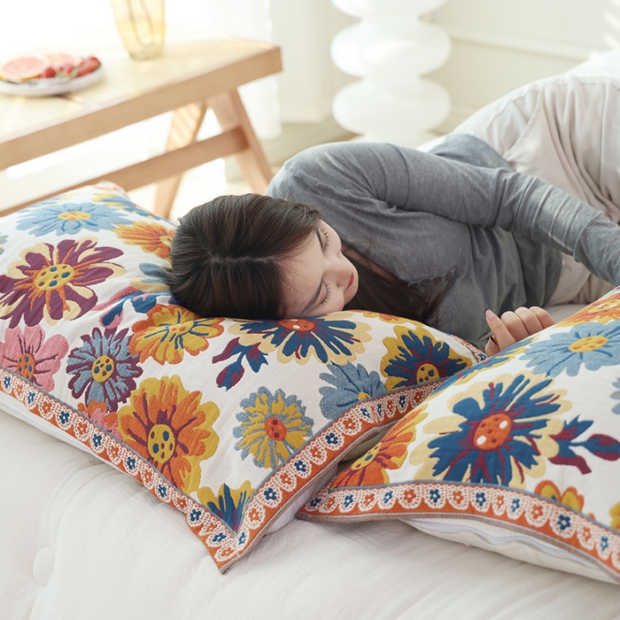 91家纺网 家纺一手货源 找家纺 朴尔毛巾被2024新款彩棉国潮风全棉六层纱布枕巾 繁花朵朵-枕巾52*78cm