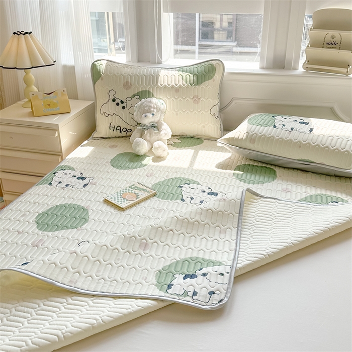 91家纺网 家纺一手货源 找家纺 慕尚家纺 2025新款凉感丝印花乳胶凉席 波点狗