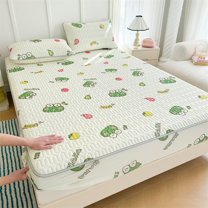 91家纺网 家纺一手货源 找家纺 （总）湘之帛 2024直播新款加厚印花凉感丝乳胶凉席床笠款三件套