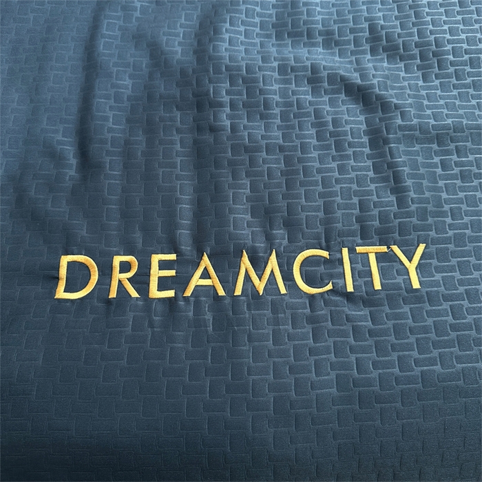 91家纺网 家纺一手货源 找家纺 古吉梦 2024新款水洗真丝提花夏被--迪梦 星空蓝+山灰