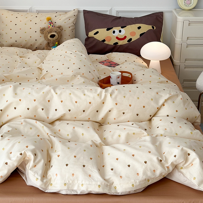 91家纺网 家纺一手货源 找家纺 昔可家纺 2024新款创意枕套全棉波点印花四件套 草莓拿铁