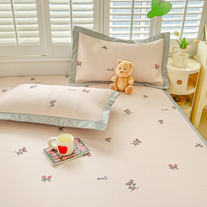 91家纺网 家纺一手货源 找家纺 星座-2025大斜纹复合冰丝凉席 尤克里里粉