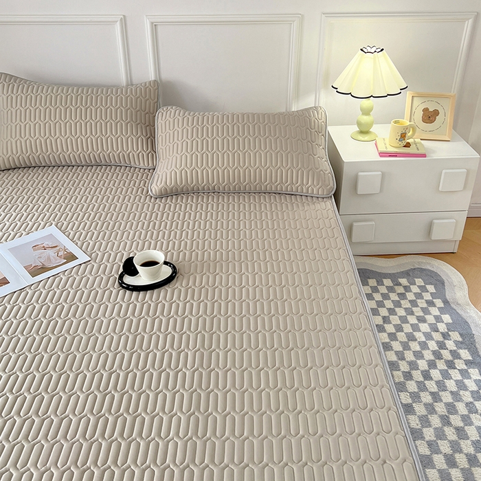 91家纺网 家纺一手货源 找家纺 福来临 2025新款印花凉感丝含胶凉席夏被三件套四件套 含胶凉席-浅紫色