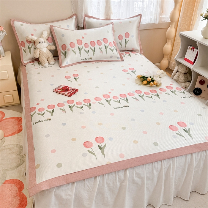 91家纺网 家纺一手货源 找家纺 懒猫家纺 2024新款600D数码印花冰藤凉席-床单款 浪漫郁金香