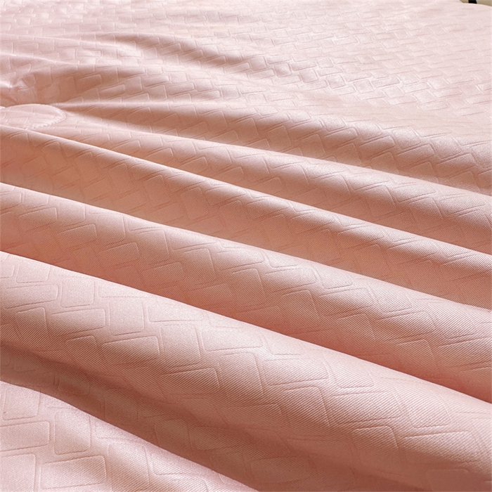 91家纺网 家纺一手货源 找家纺 古吉梦 2024新款水洗真丝提花夏被--迪梦 浅豆沙+山灰