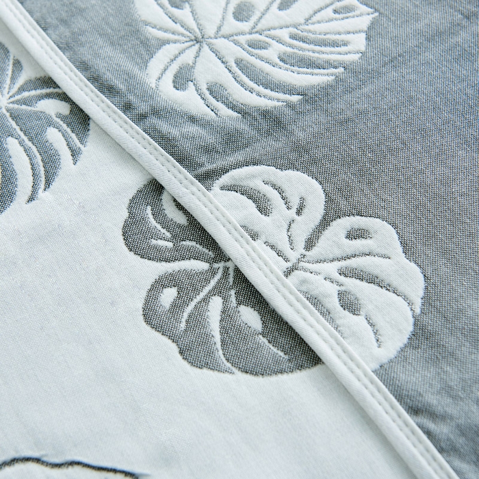 91家纺网 家纺一手货源 找家纺 朴尔2024新款六层纱布全棉循环小花型枕巾50*80cm一对 芭蕉情缘深灰枕巾