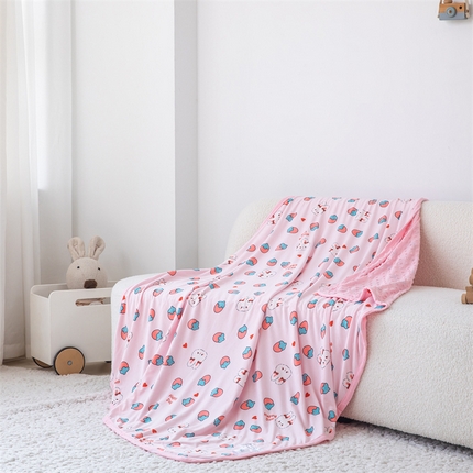 91家纺网 家纺一手货源 找家纺 （总）艾佳宝贝 2024春夏针织豆豆儿童多功能宿舍午睡安抚盖毯