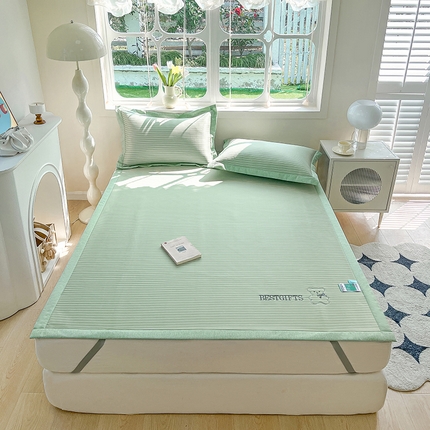 91家纺网 家纺一手货源 找家纺 宜派家纺 2024新款A类超柔亲肤席-礼物熊 礼物熊-绿