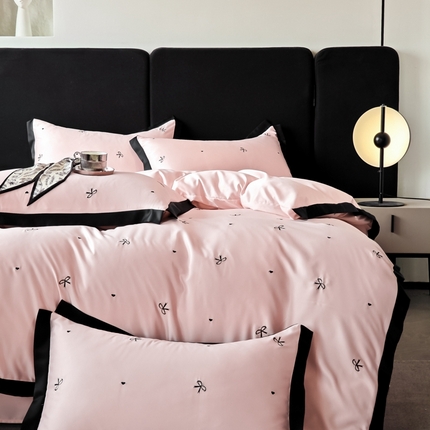 91家纺网 家纺一手货源 找家纺 （总）宇航家纺 2025新款水洗真丝天丝四件套刺绣爱心蝴蝶结系列