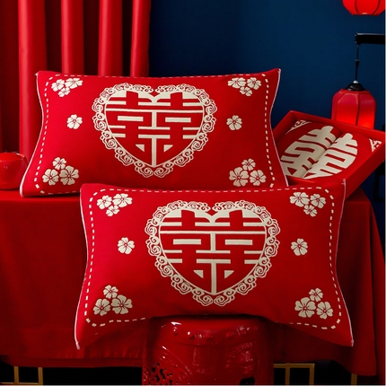 91家纺网 家纺一手货源 找家纺 （总）朴尔家纺-毛巾被 2024年婚庆系列大红四层纱布枕巾